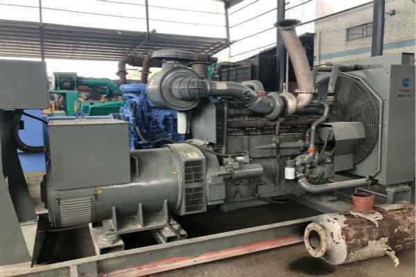 济南鼎盛信息咨询管理有限公司讲述：柴油发电机组怎么接电